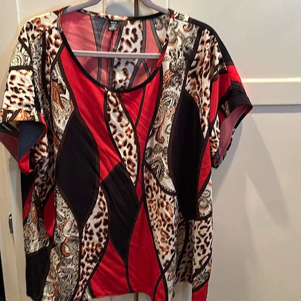Short sleeve shirt